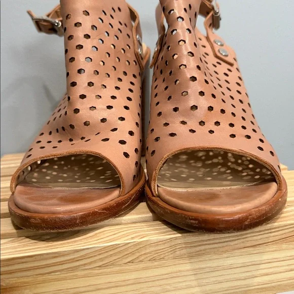 Rag & Bone Perforated Leather Slingback Booties Tan Block Heel Sandals US 8 - Picture 11 of 16